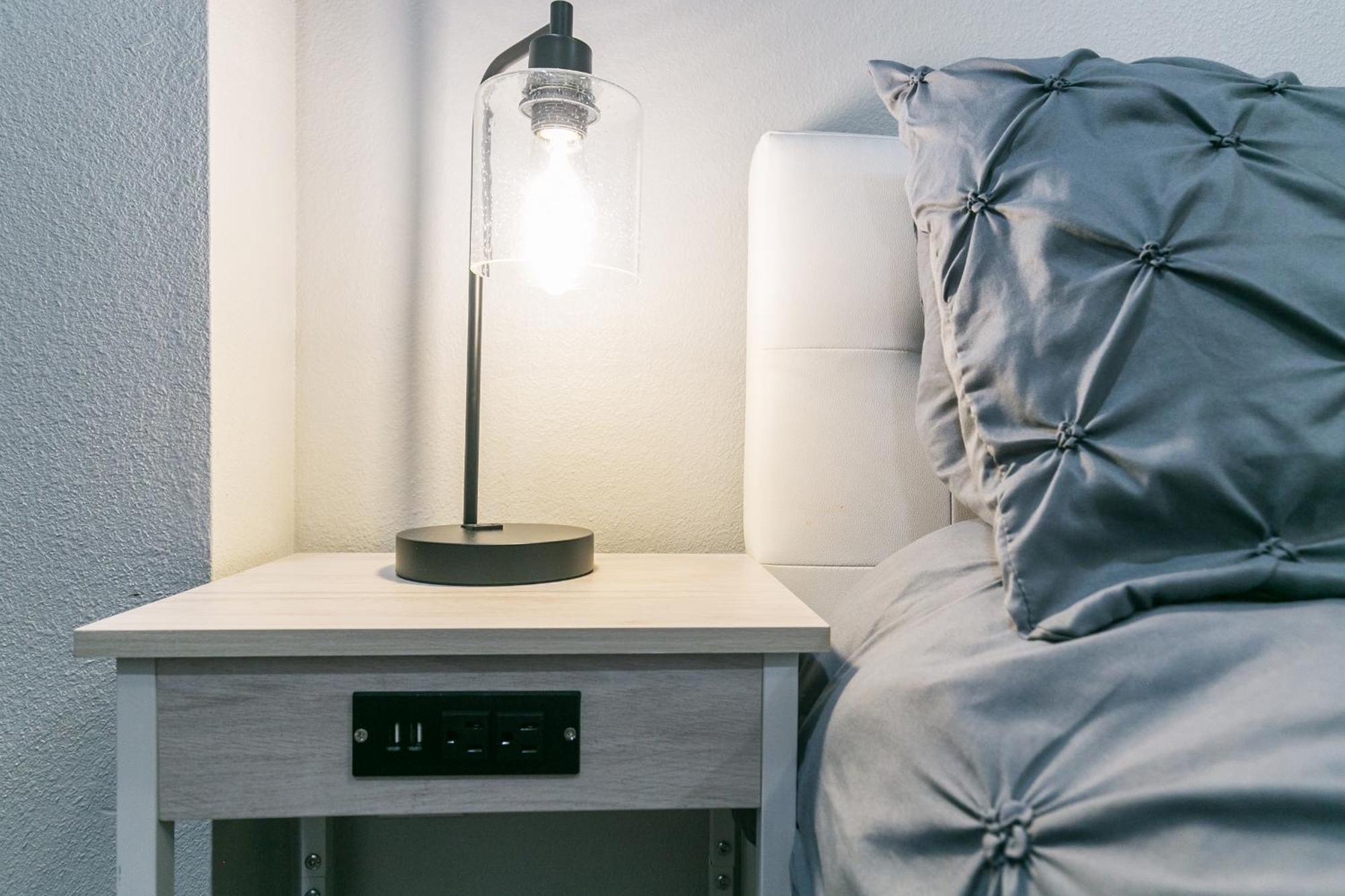 Montrose Guesthouse Suites By Dunyha Houston Buitenkant foto