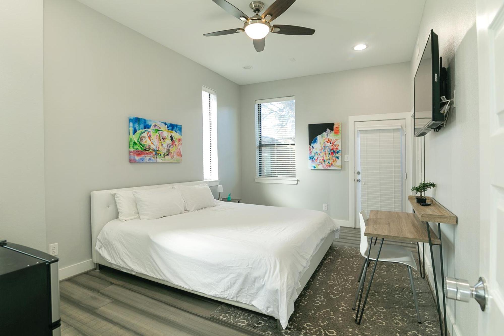 Montrose Guesthouse Suites By Dunyha Houston Buitenkant foto