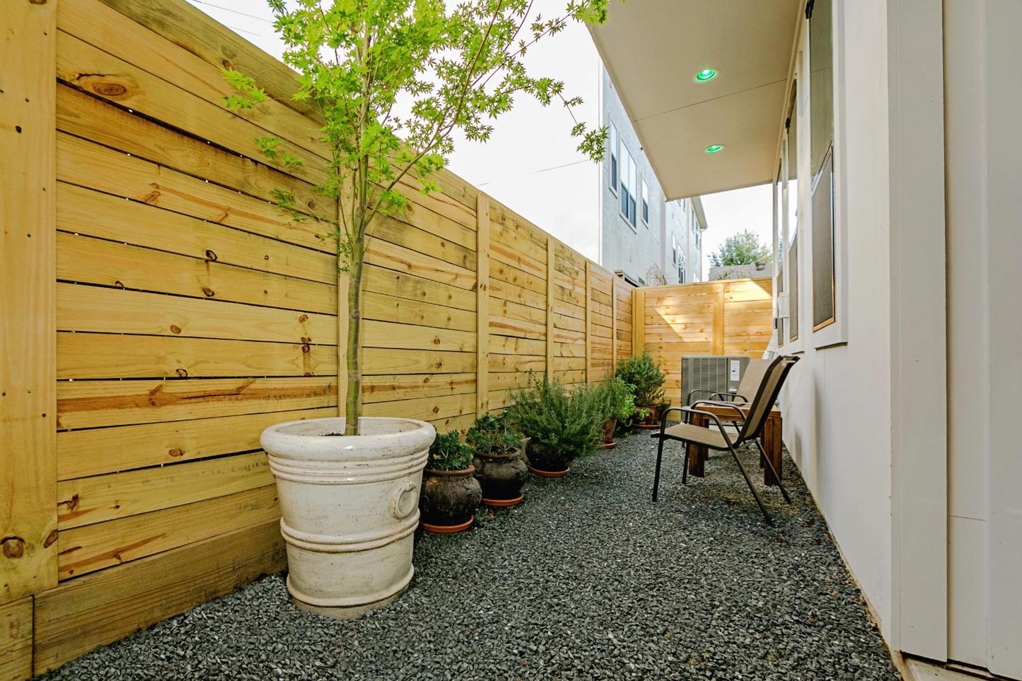 Montrose Guesthouse Suites By Dunyha Houston Buitenkant foto